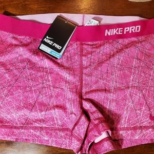 XL Nike Pro shorts